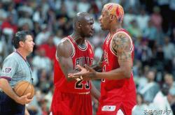 有趣，丹(dān)尼(ní)斯·罗德曼对比迈尅(kè)尔·乔丹(dān)和勒布朗·詹姆斯