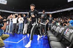 NBA中國(guó)賽(sài)｜篮网險(xiǎn)胜太阳曾凡博作壁上觀(guān)