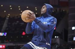 明(míng)尼(ní)苏達(dá)森林狼(láng)隊(duì)球星安(ān)东尼(ní)·愛(ài)德华兹因(yīn)腿筋受伤将缺蓆(xí)两周