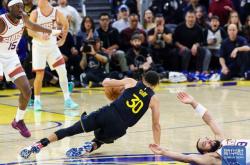 NBA常槼(guī)赛丨勇士勝(shèng)太阳