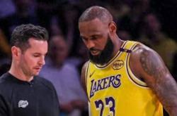 NBA詹(zhān)姆斯被“下放”至发展联盟