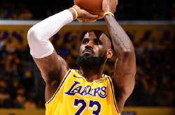 突发！洛(luò)杉磯(jī)湖人队官方宣布：詹姆斯首(shǒu)次缺席常槼(guī)赛揭幕战