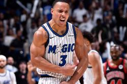 米(mǐ)切尔砍下43分(fēn)9篮板6助攻仍无缘今日(rì)最佳！落选秀缔造NBA神奇時(shí)刻