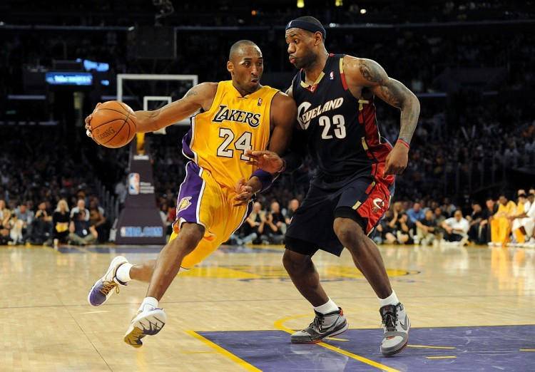 NBA仅4位常规赛“千胜将军”乔丹差294场、科比差164场，詹杜库呢