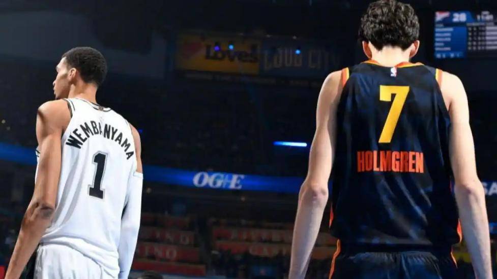 流量大战！NBA公布圣诞大战赛程，东部仅一场，西部看点十足！