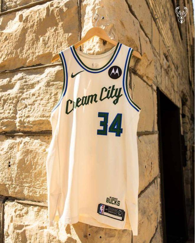 密尔沃基雄鹿队2025/26赛季城市版球衣发布