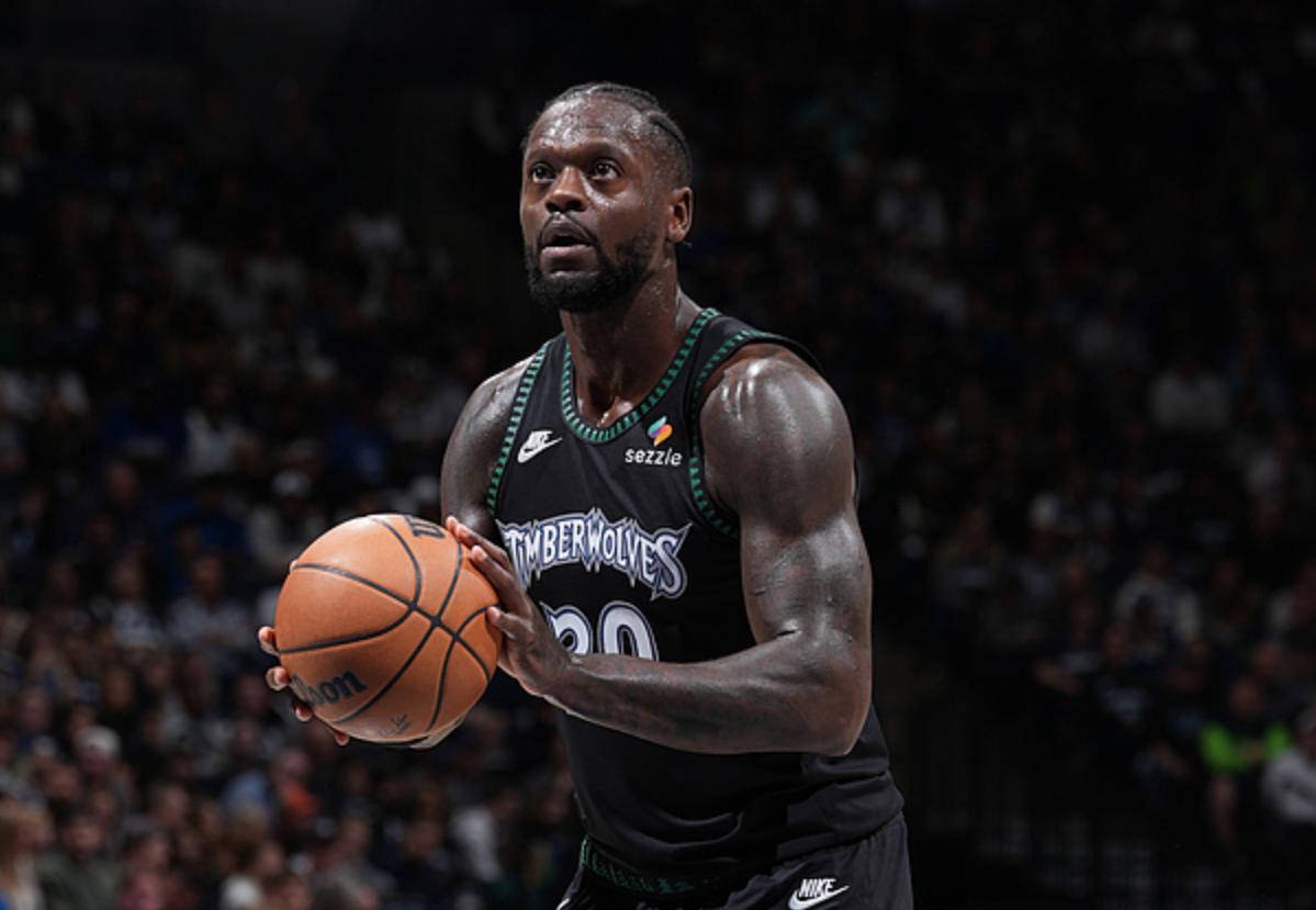 NBA今日9场比赛球员表现精彩纷呈