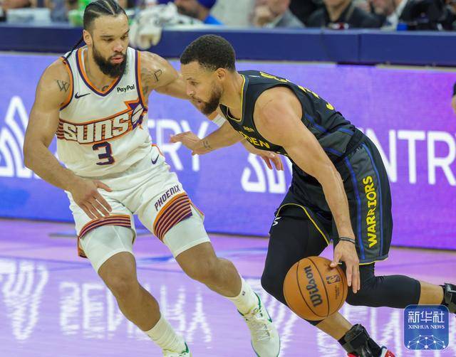 NBA常规赛丨勇士胜太阳
