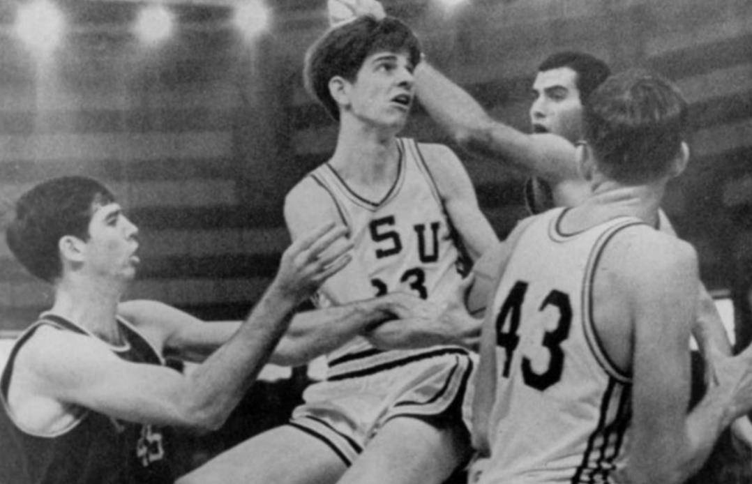 NBA传球诡术大师，一人拿球九人慌