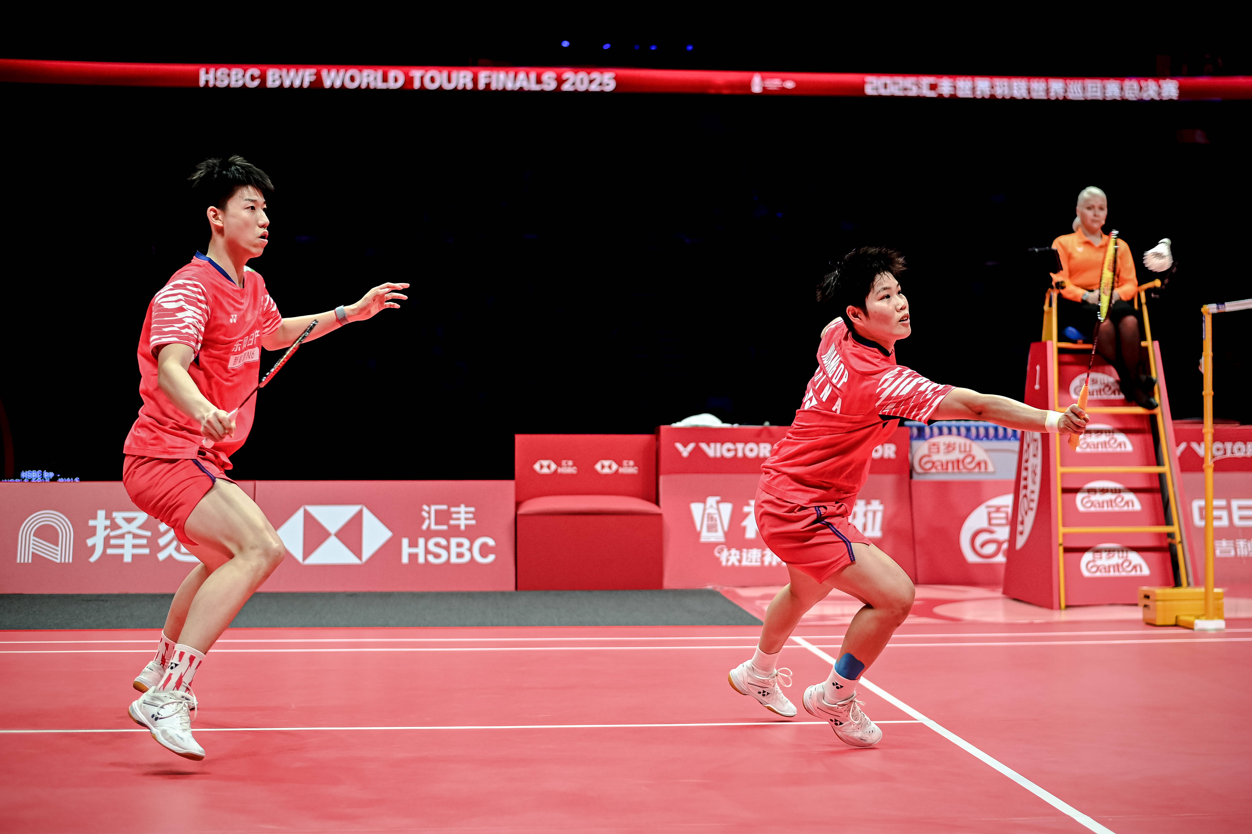世界羽联世界巡回赛总决赛：冯彦哲/黄东萍夺得混双冠军