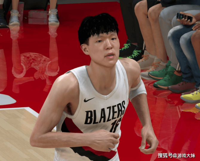 NBA2K游戏更新，詹姆斯评分跌至历史最低，真离退役不远了