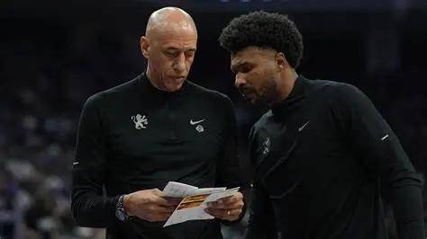 战绩滑向谷底，国王队酝酿赛季大甩卖：萨博尼斯、拉文等五人上货架